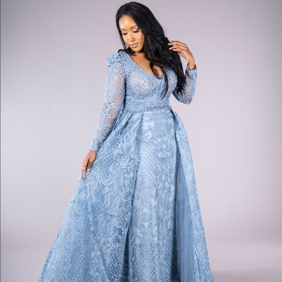 Ameera Evening Gown. - Picture 4 of 8